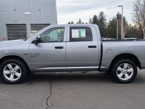 Used 2023 RAM 1500 Classic SLT image 5