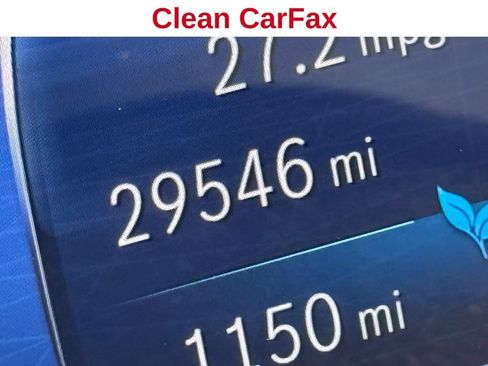 Used 2023 Mercedes-Benz GLC 300 4MATIC image 3