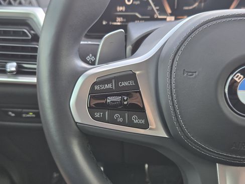 Used 2024 BMW X5 xDrive40i w/ M Sport Package image 28