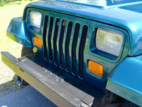 Used 1995 Jeep Wrangler Rio Grande AWD/4WD image 73