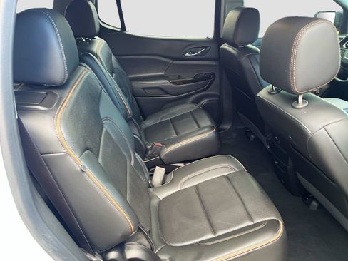 Used 2023 GMC Acadia AT4 AWD/4WD image 29