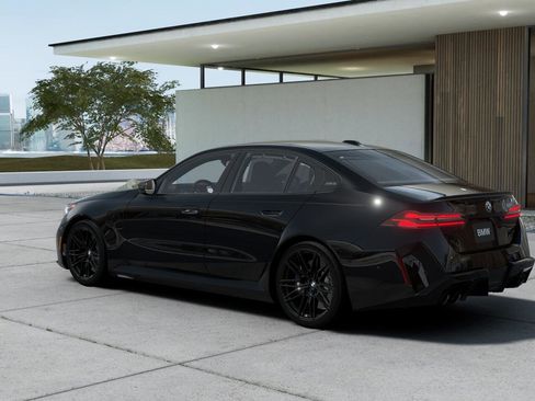 New 2026 BMW M5 Sedan image 2