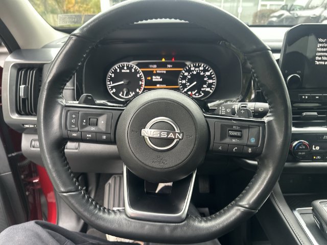 Used 2024 Nissan Pathfinder SL AWD/4WD image 20