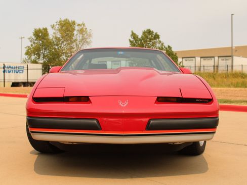 Used 1988 Pontiac Firebird Formula RWD image 29