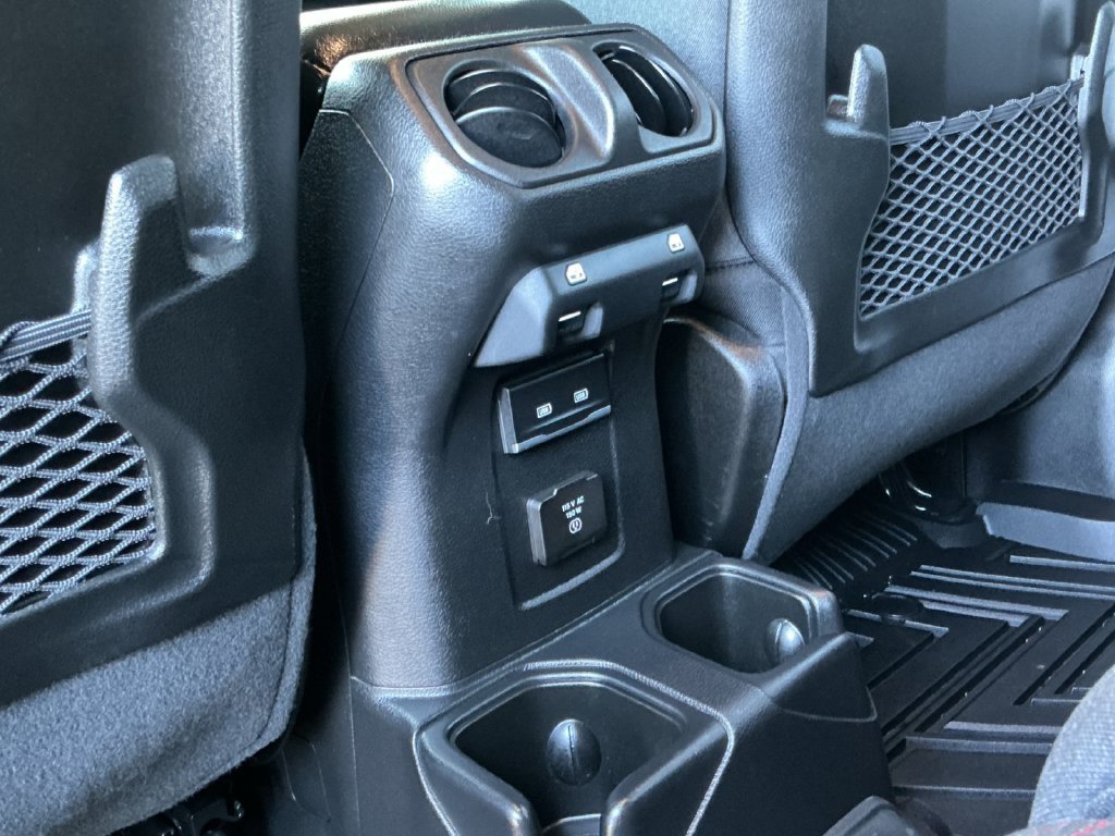 Used 2024 Jeep Wrangler Unlimited Rubicon AWD/4WD image 34