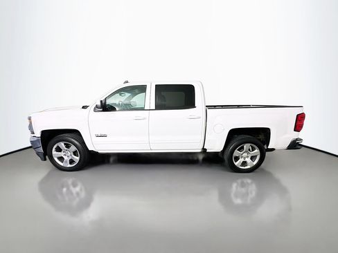 Used 2018 Chevrolet Silverado 1500 LT w/ Texas Edition RWD image 4