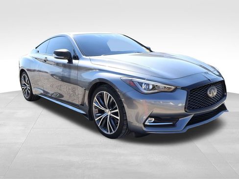 Used 2019 INFINITI Q60 3.0t Luxe w/ Essential Package AWD/4WD image 13