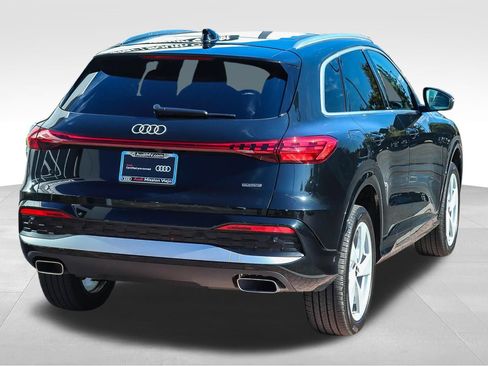 Certified 2025 Audi Q5 Premium w/ Premium Plus AWD/4WD image 8