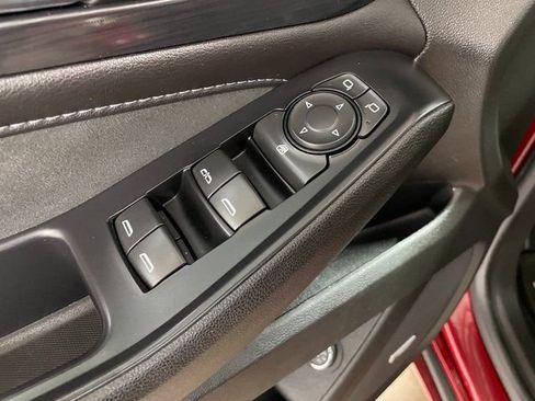 Used 2021 Chevrolet Traverse High Country image 20