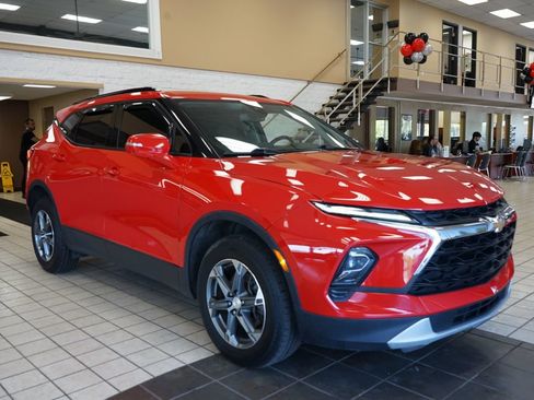 Used 2023 Chevrolet Blazer LT AWD/4WD image 17