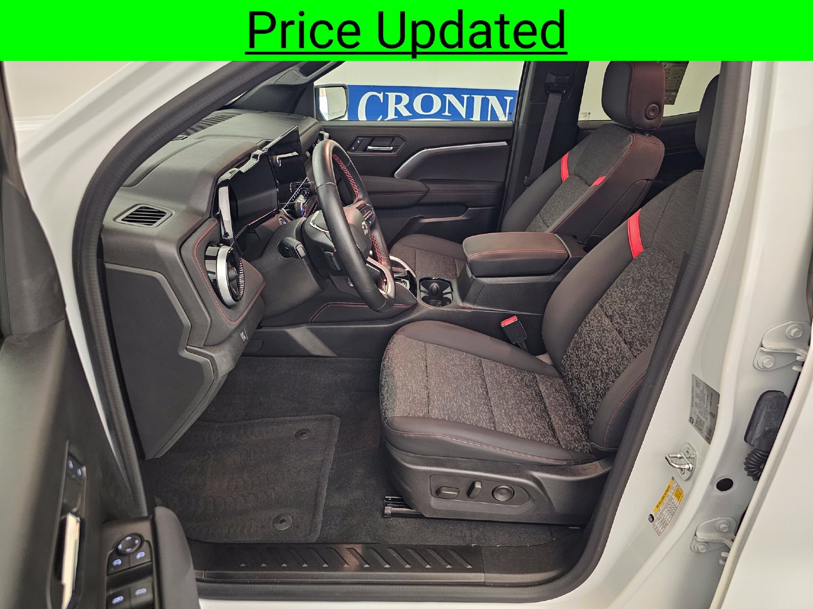 Used 2023 Chevrolet Colorado Z71 w/ Z71 Convenience Package 2 AWD/4WD image 5