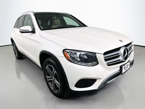 Used 2017 Mercedes-Benz GLC 300 4MATIC w/ Premium 1 Package image 3