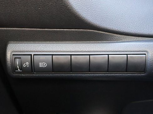 Used 2024 Toyota Corolla SE image 30