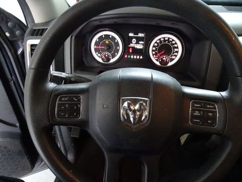 Used 2016 RAM 1500 Classic SLT AWD/4WD image 5