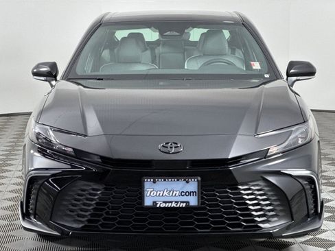 New 2026 Toyota Camry SE image 9
