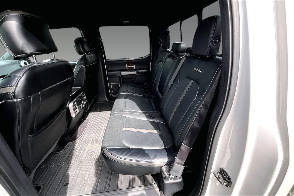 Used 2016 Ford F150 Platinum w/ Equipment Group 701A Luxury AWD/4WD image 15