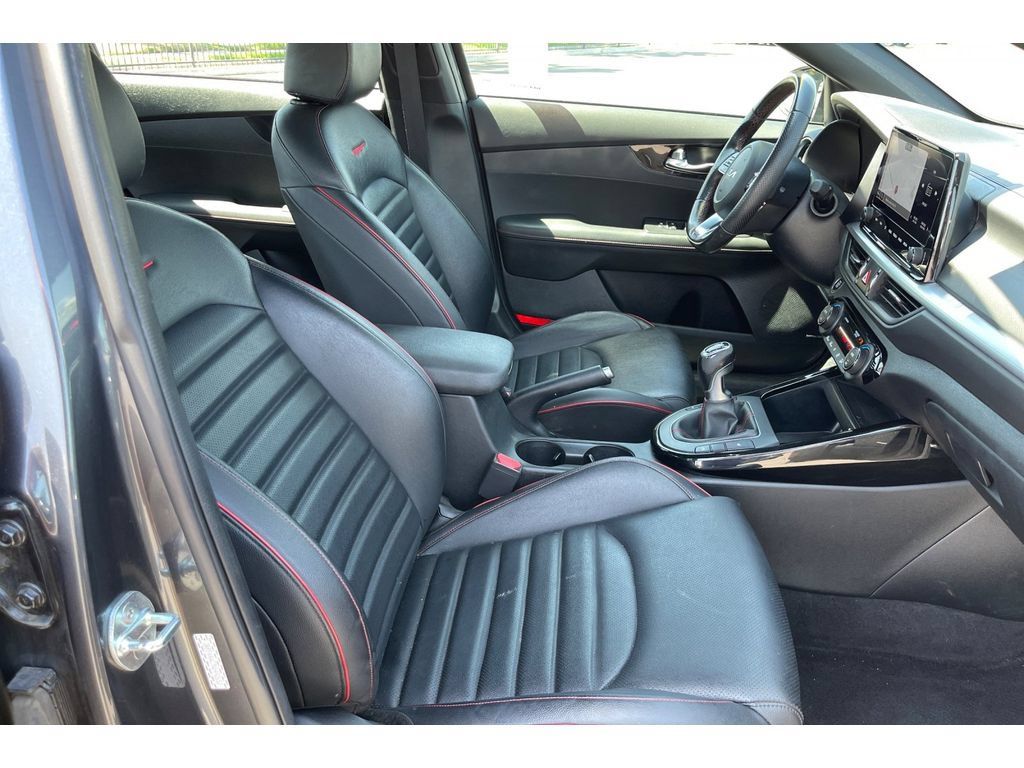 Used 2022 Kia Forte GT FWD image 19