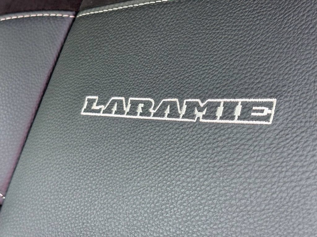 Used 2026 RAM 3500 Laramie AWD/4WD image 18