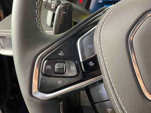 New 2025 Chevrolet Corvette E-Ray w/ ZER Performance Package AWD/4WD image 12