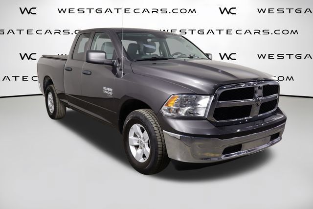 Used 2024 RAM 1500 Classic SLT AWD/4WD image 35