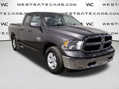 Used 2024 RAM 1500 Classic SLT AWD/4WD image 35