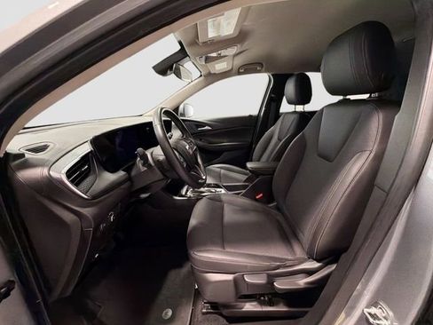 Used 2024 Buick Encore GX Preferred image 18