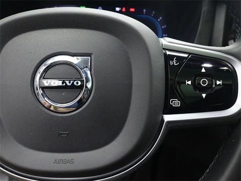 Certified 2023 Volvo XC60 B5 Plus image 14