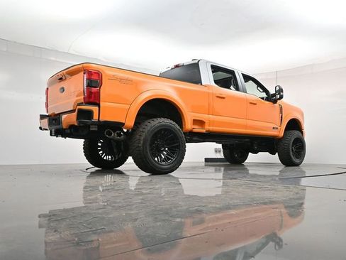 New 2025 Ford F250 XLT w/ Black Appearance Package image 30