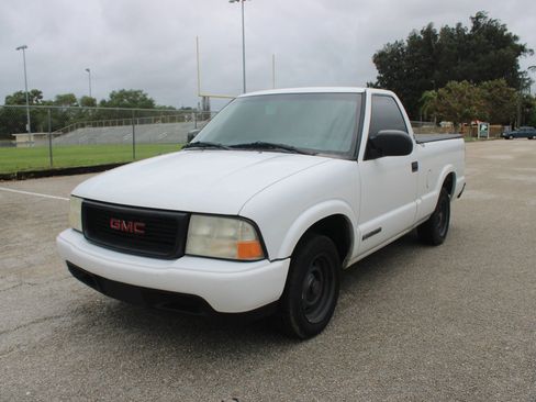 Used 1999 GMC Sonoma SL RWD image 1