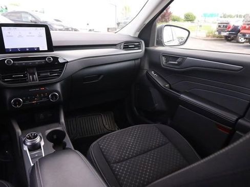 Certified 2025 Ford Escape Active AWD/4WD image 24