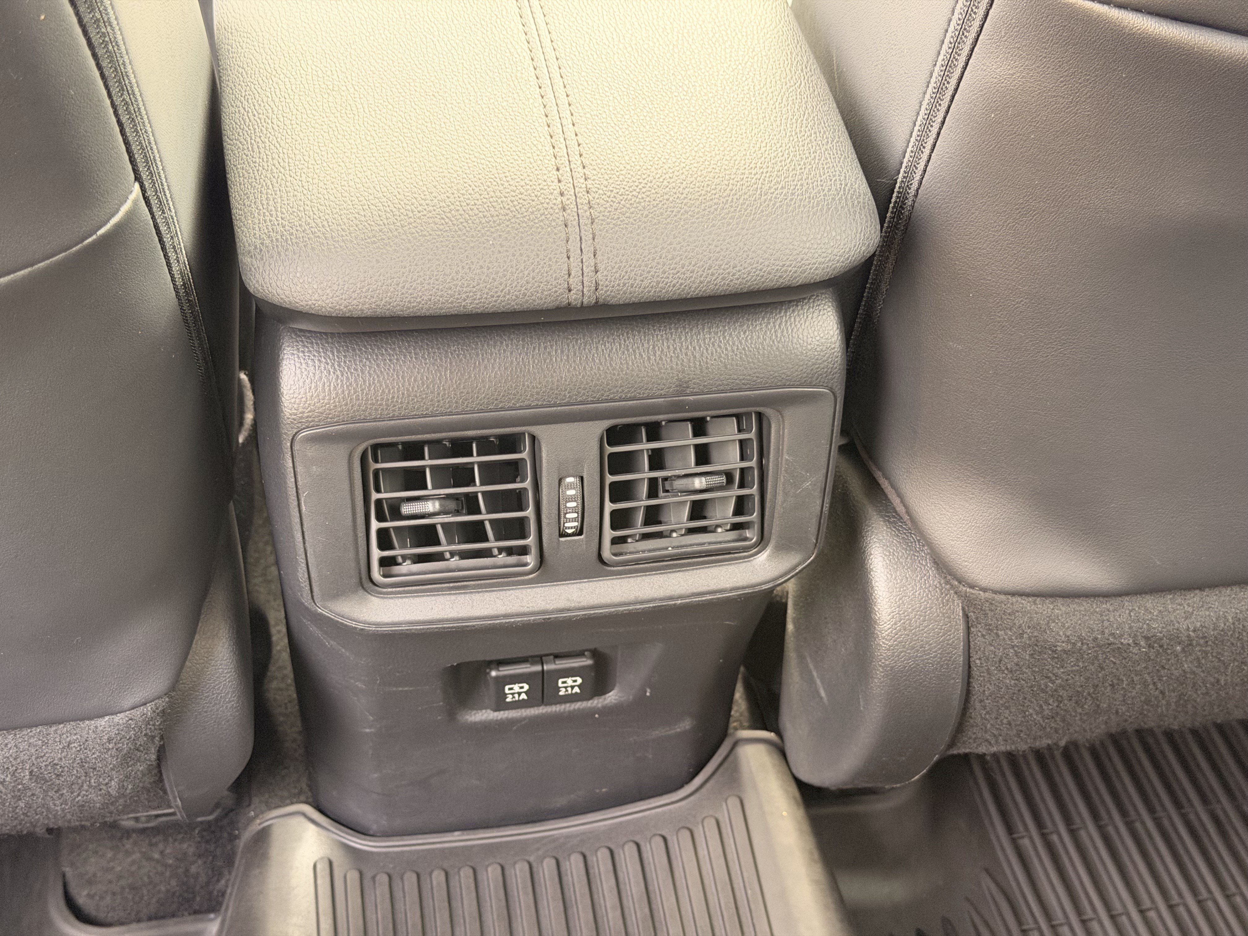 Used 2021 Toyota RAV4 XSE AWD/4WD image 26