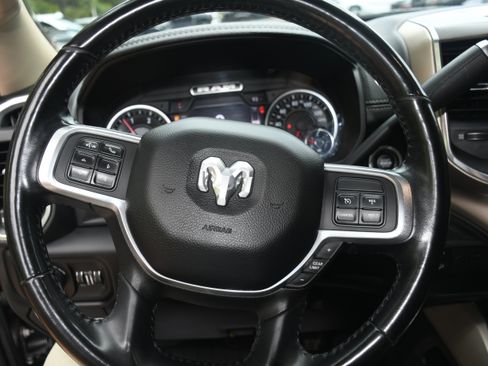 Used 2022 RAM 2500 Laramie AWD/4WD image 13