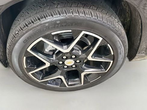 Used 2025 Chevrolet Traverse High Country w/ LPO, Floor Liner Package AWD/4WD image 35
