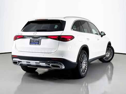 New 2026 Mercedes-Benz GLC 300 image 11