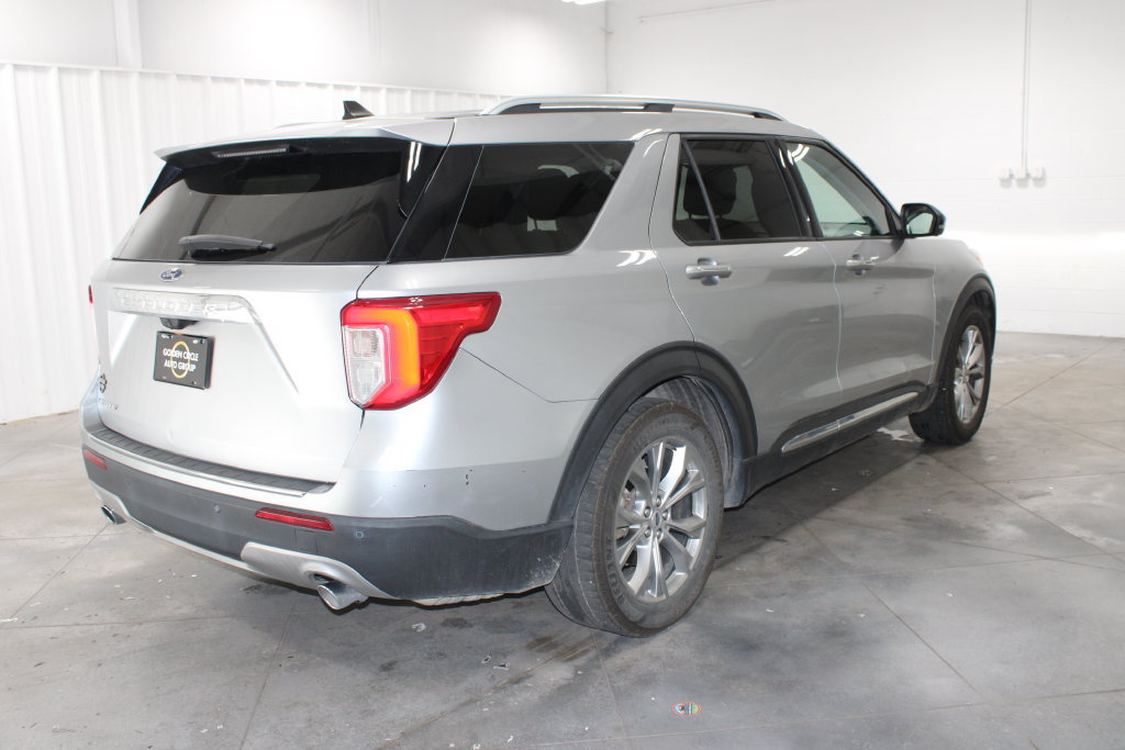 Used 2021 Ford Explorer Limited w/ Equipment Group 301A RWD image 9