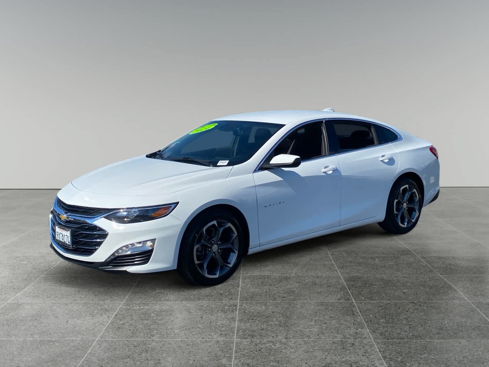 Used 2024 Chevrolet Malibu LT FWD image 1