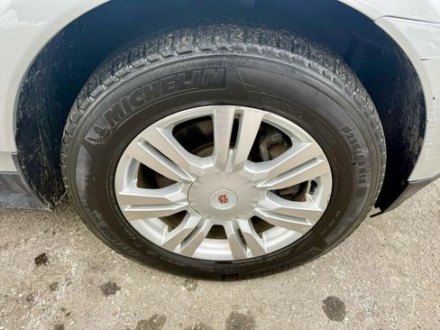 Used 2011 Cadillac SRX Luxury AWD/4WD image 31