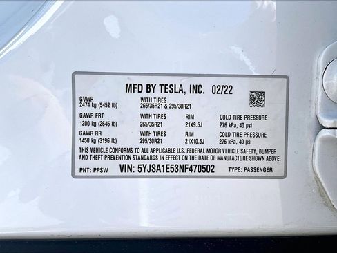 Used 2022 Tesla Model S Base image 17