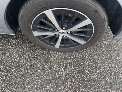 Used 2021 Subaru Impreza Premium image 34