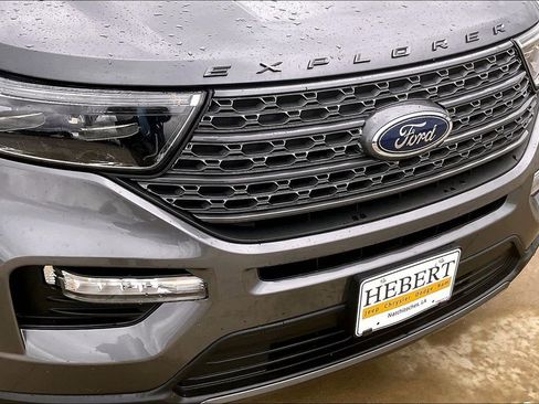 Used 2023 Ford Explorer XLT w/ Equipment Group 202A RWD image 29