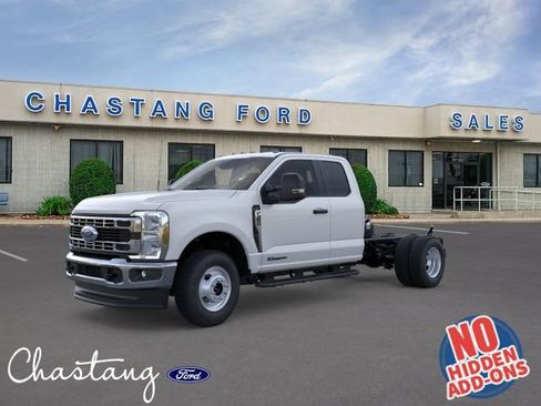 New 2026 Ford F350 XL w/ XL Chrome Package AWD/4WD image 1