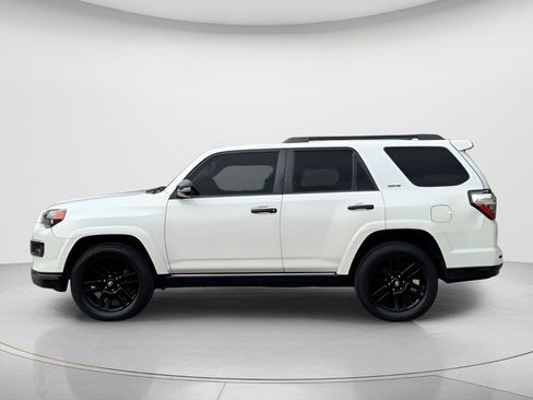 Used 2019 Toyota 4Runner Limited AWD/4WD image 8