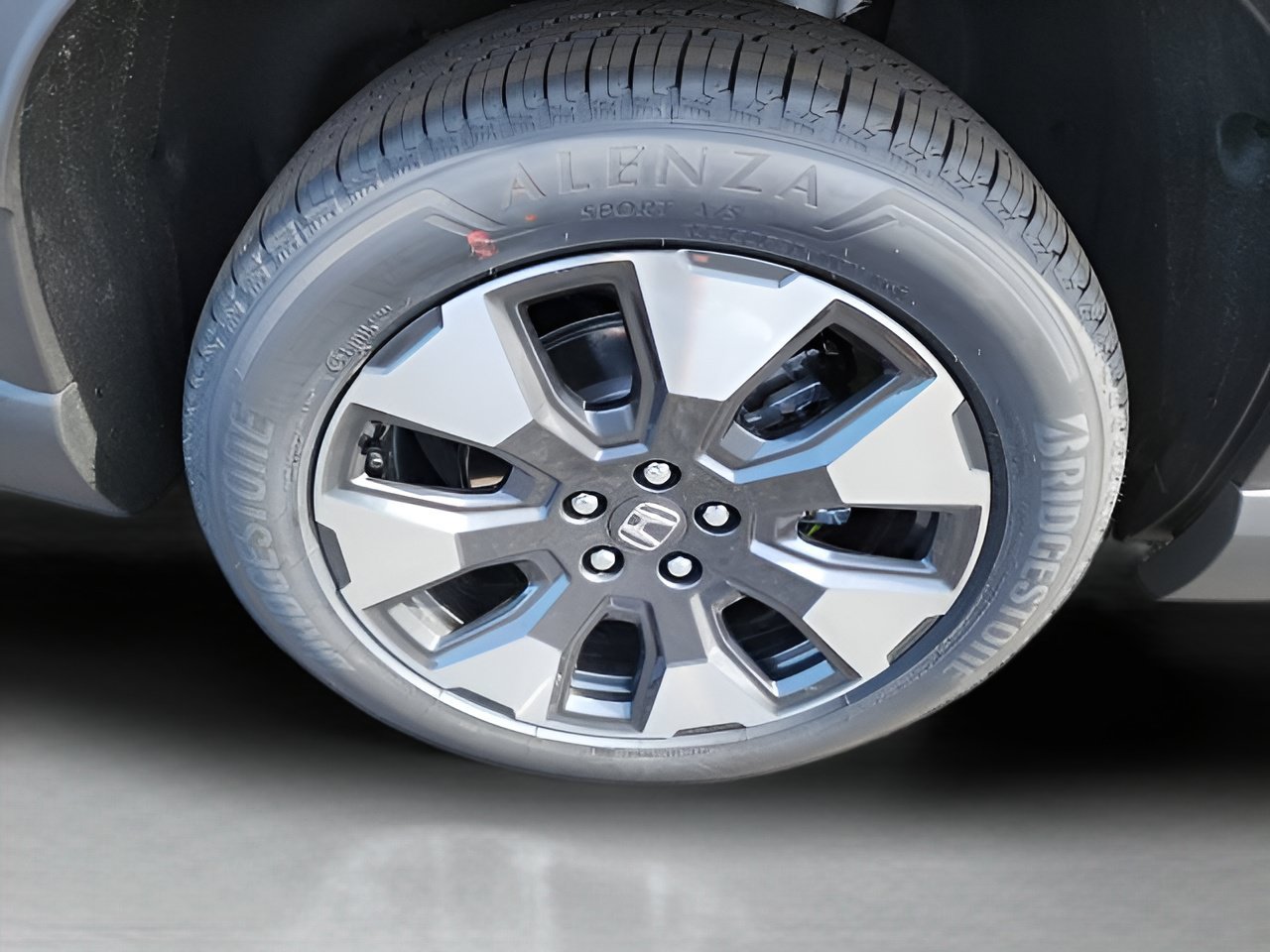 New 2026 Honda Pilot Touring image 11