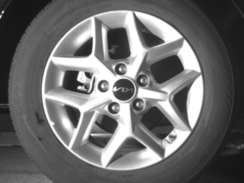 Used 2025 Kia Soul LX w/ LX Technology Package image 22