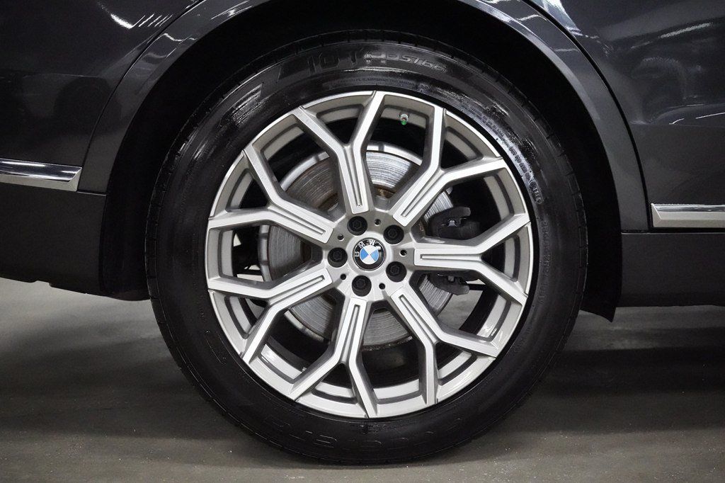 Used 2021 BMW X7 xDrive40i w/ Executive Package AWD/4WD image 42