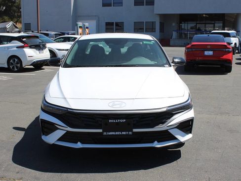 New 2026 Hyundai Elantra Sport FWD image 4