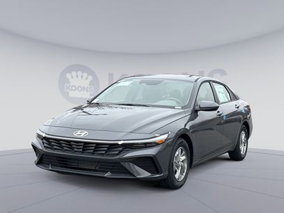 New 2026 Hyundai Elantra SE