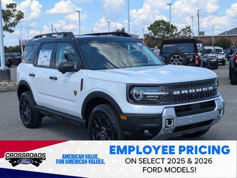 New 2025 Ford Bronco Sport Badlands w/ Badlands Tech Package AWD/4WD image 1