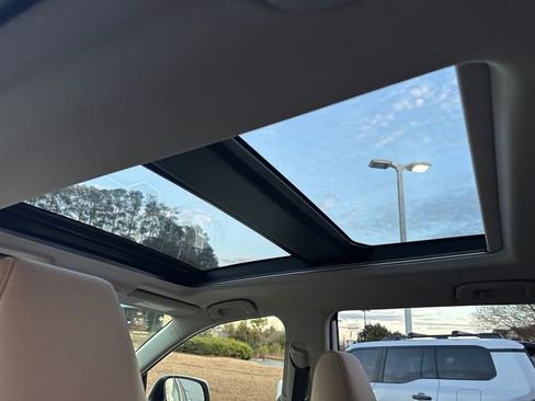 Used 2025 Toyota RAV4 Limited w/ Advanced Technology Package image 14