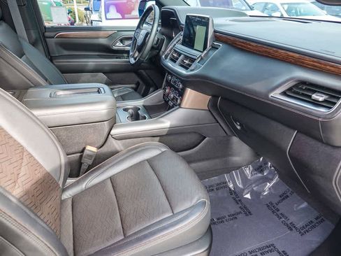 Used 2024 Chevrolet Tahoe High Country w/ Premium Package image 15